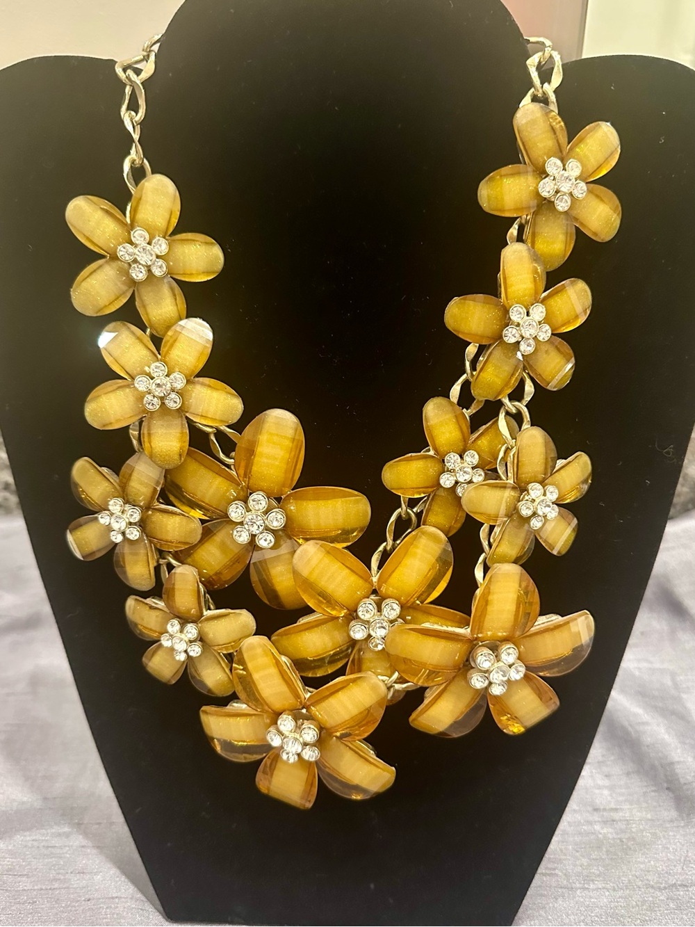 Authentic Kenneth Jay Lane Signed Lucite Flower Bib Statement Necklace